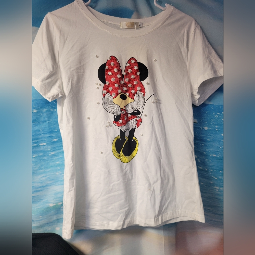 Sister Fashion NWT White and Red‎ Beaded  Minnie Mouse Short Sleeve Tee Size L